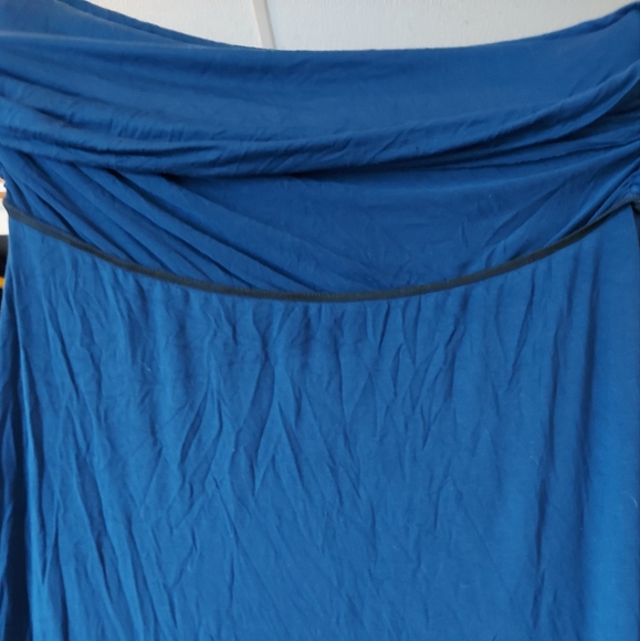 3/$30 Maxi Skirt 3X Dark Blue - Picture 3 of 5